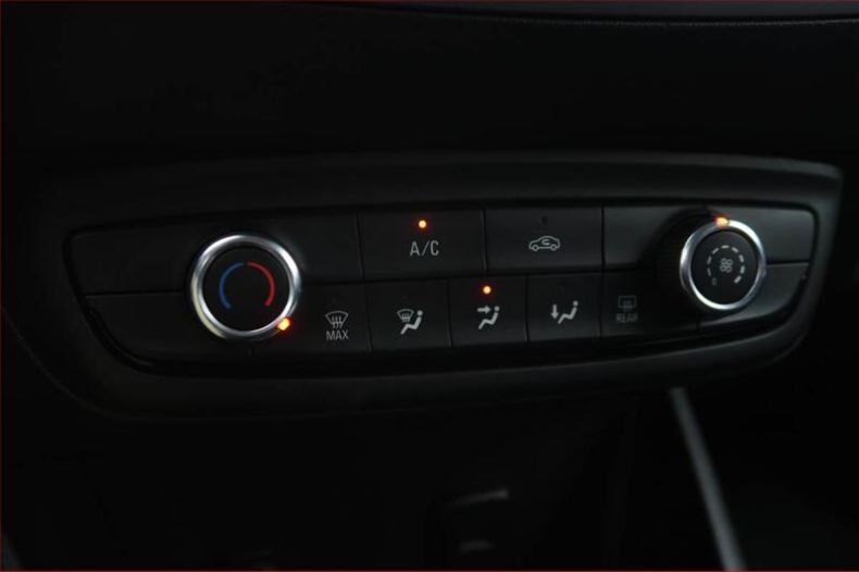 Opel Crossland X - hlavní fotka