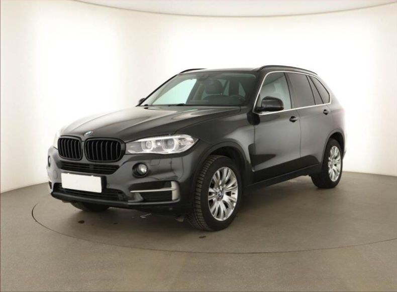 BMW X5 - hlavní fotka