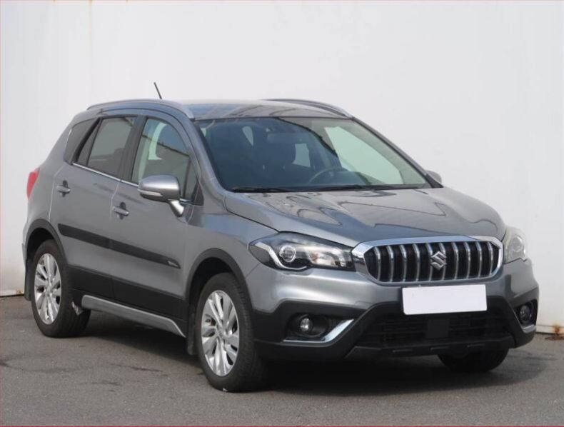 Suzuki SX4 - hlavní foto
