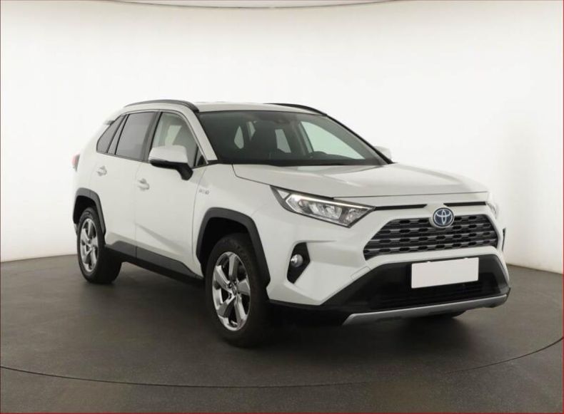 Toyota RAV 4 - hlavní fotka