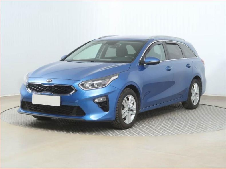 Kia Cee'd - hlavní fotka