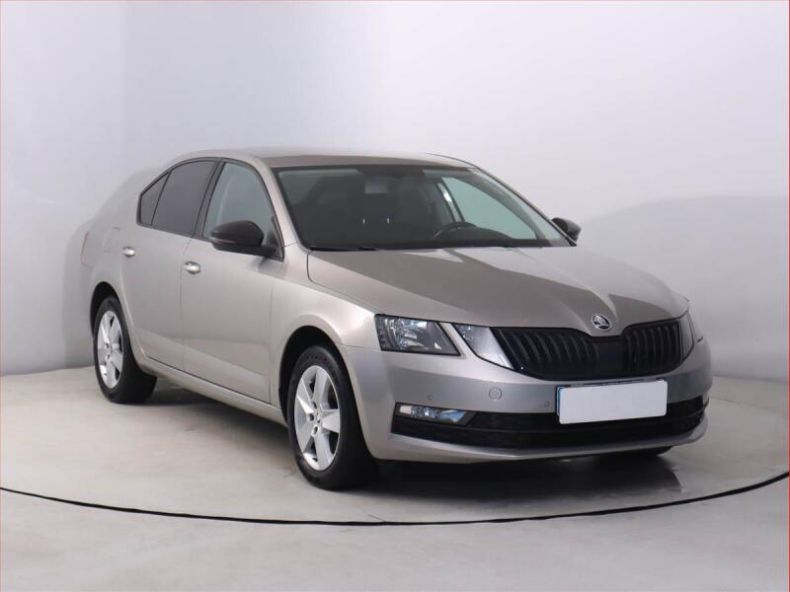 Škoda Octavia - hlavní foto