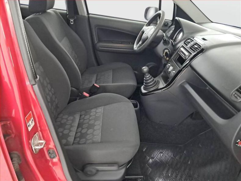 Suzuki Splash - hlavní fotka