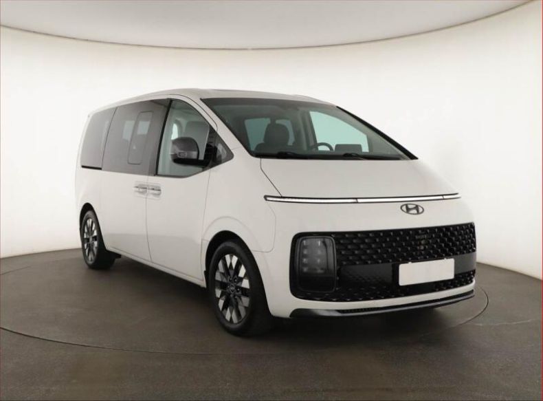 Hyundai Staria - hlavní fotka inzerátu