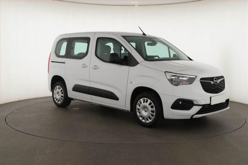 Opel Combo - hlavní foto