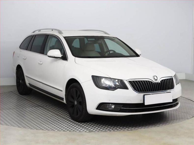 Škoda Superb - hlavní fotka inzerátu