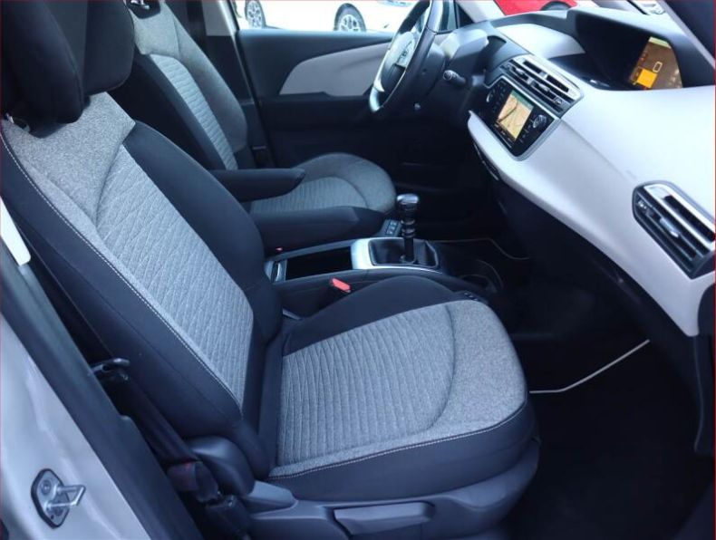 Citroën C4 Space Tourer - hlavní fotka