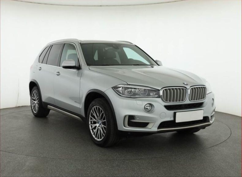 BMW X5 - hlavní fotka inzerátu