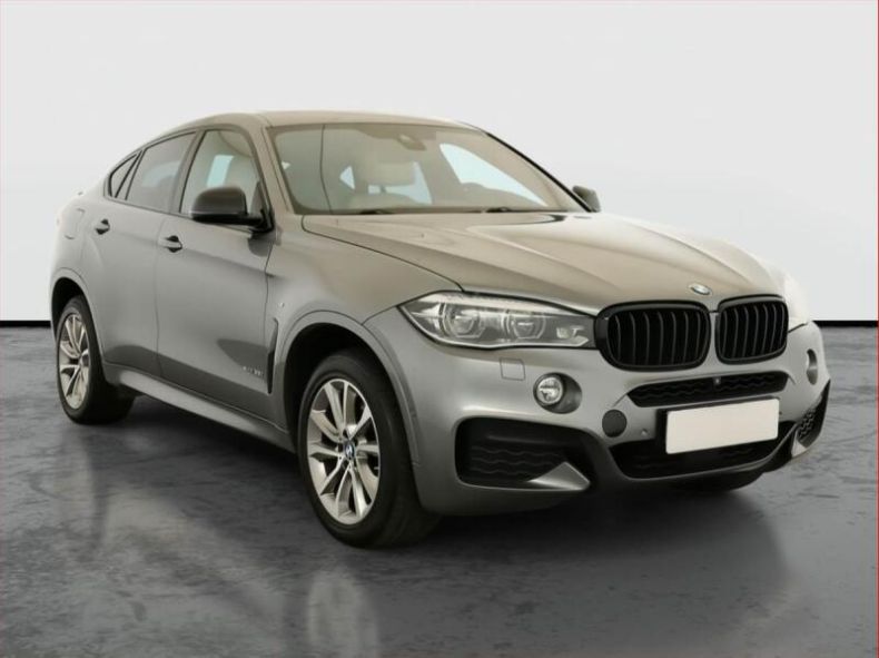 BMW X6 - hlavní foto