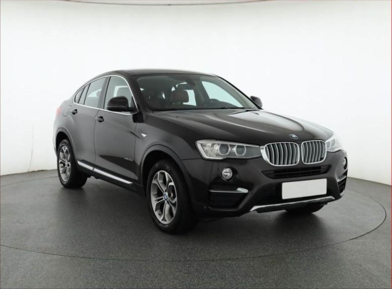 BMW X4 - hlavní fotka