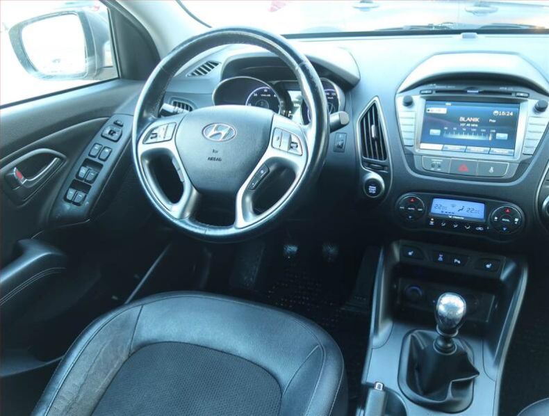 Hyundai ix35 - hlavní fotka