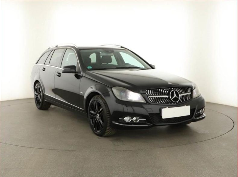 Mercedes Třída C - hlavní fotka inzerátu