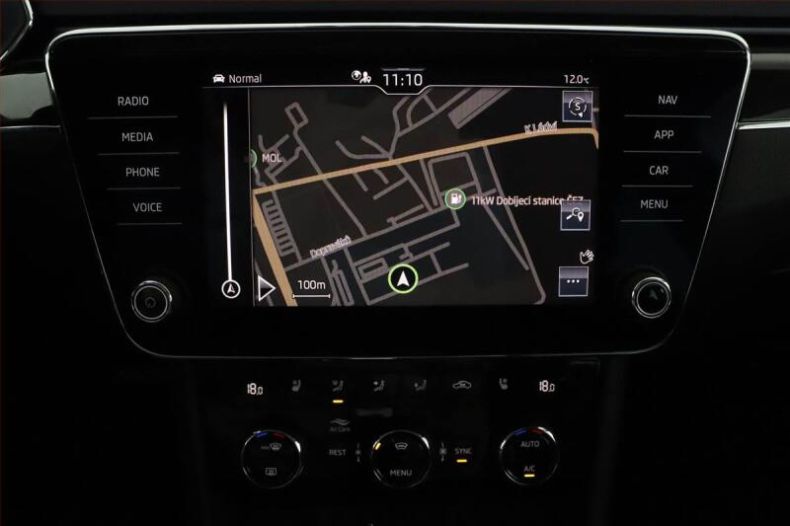 Škoda Superb - hlavní fotka