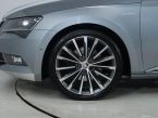 Škoda Superb - fotka číslo 14