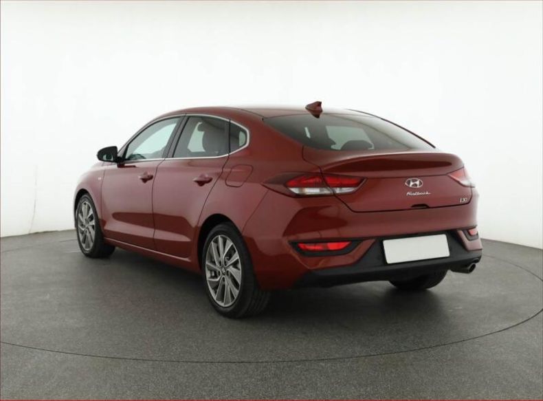 Hyundai i30 - hlavní fotka