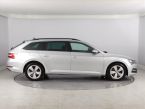 Škoda Superb - fotka číslo 5