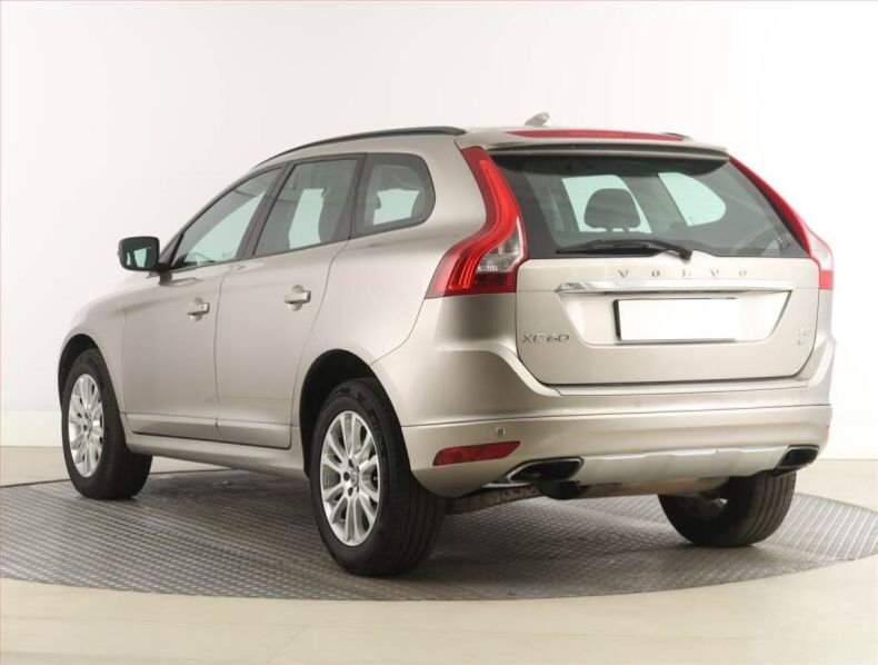 Volvo XC60 - hlavní fotka