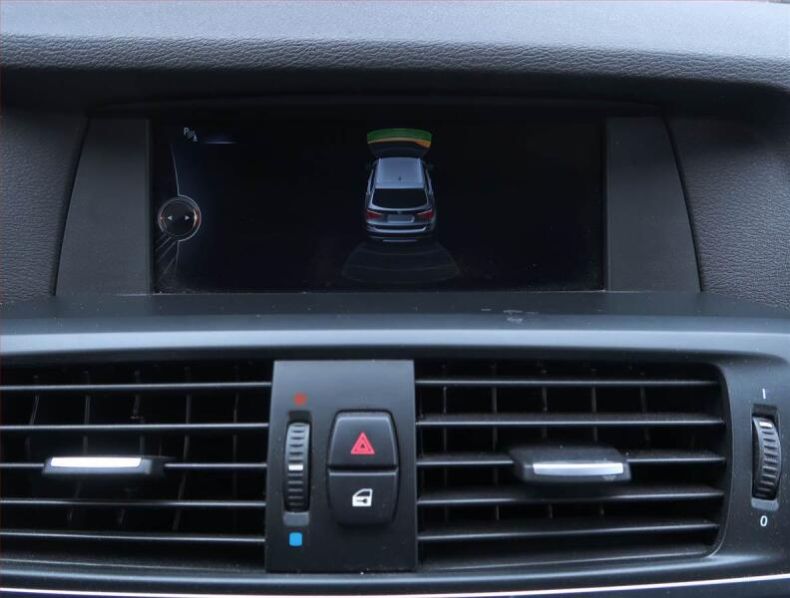 BMW X3 - hlavní fotka