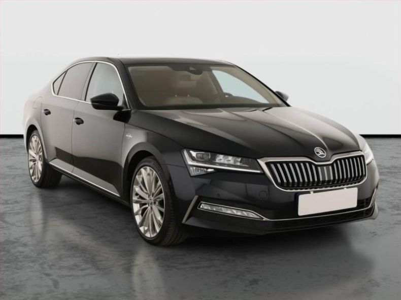 Škoda Superb - hlavní foto