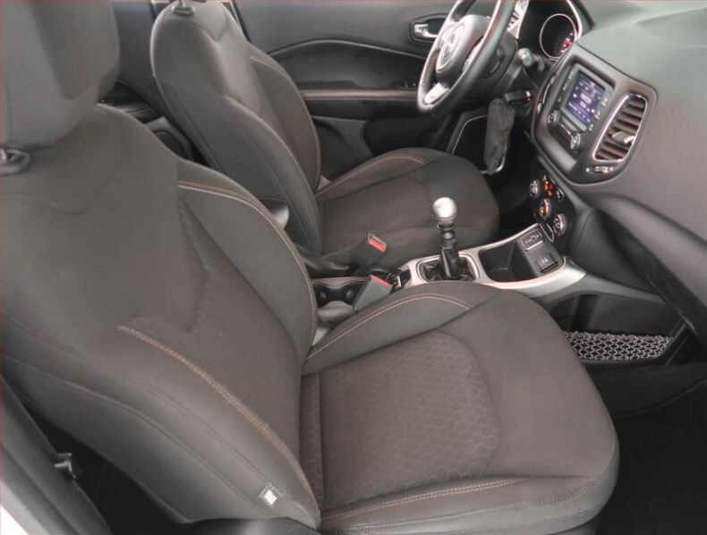 Jeep Compass - hlavní fotka