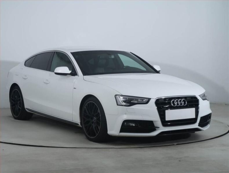 Audi A5 - hlavní foto