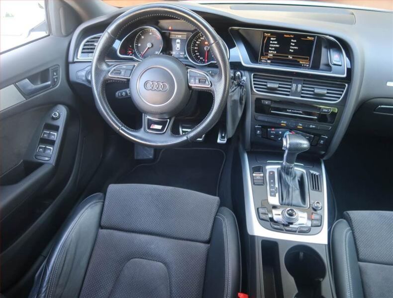Audi A5 - hlavní fotka