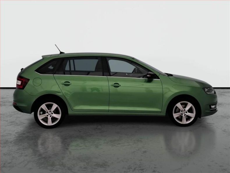 Škoda Rapid - hlavní fotka