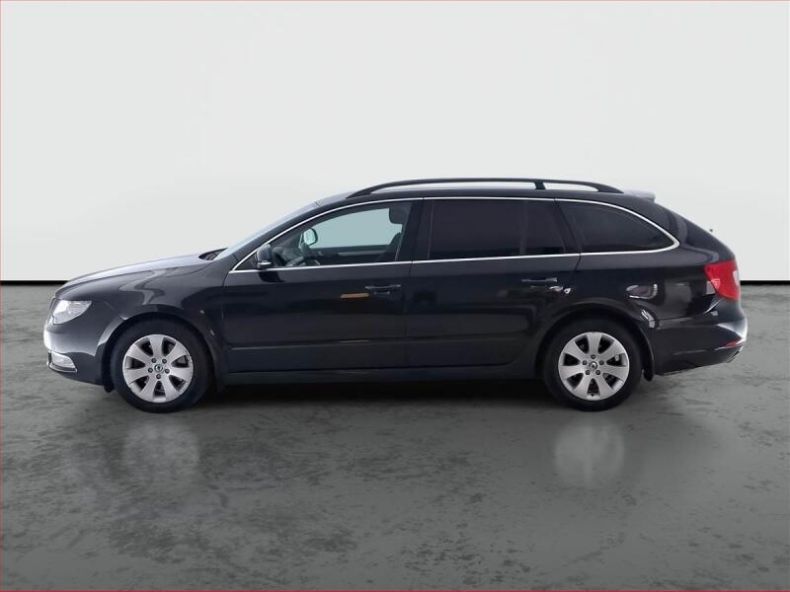 Škoda Superb - hlavní fotka
