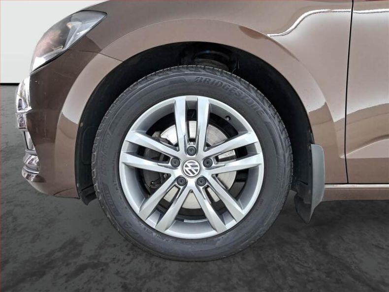 Volkswagen Touran - hlavní fotka