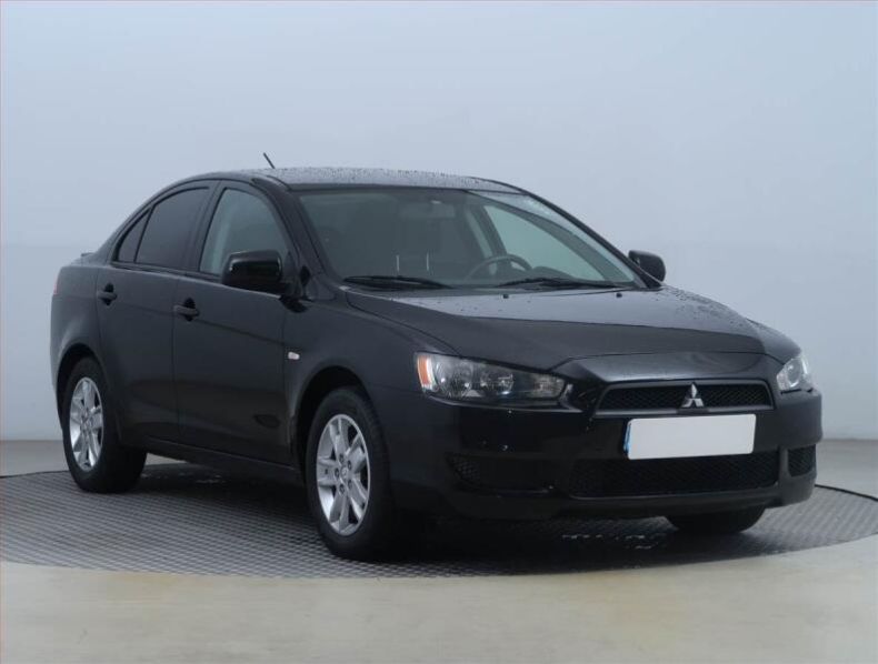 Mitsubishi Lancer - hlavní foto