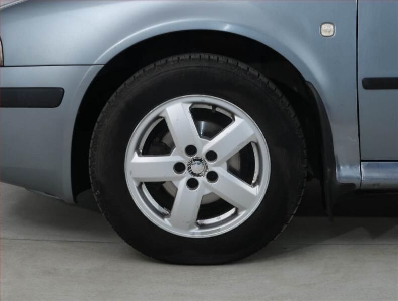 Škoda Octavia - hlavní fotka