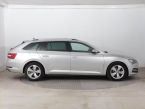 Škoda Superb - fotka číslo 5