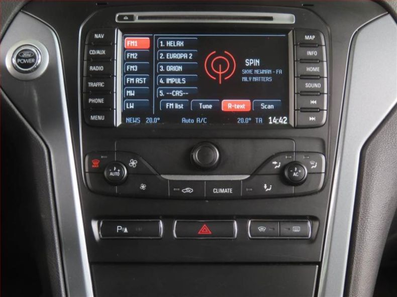 Ford Mondeo - hlavní fotka