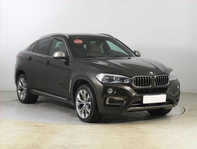 BMW X6 - hlavní foto