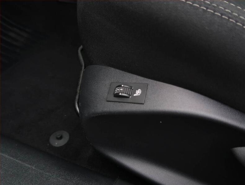 Peugeot 2008 - hlavní fotka