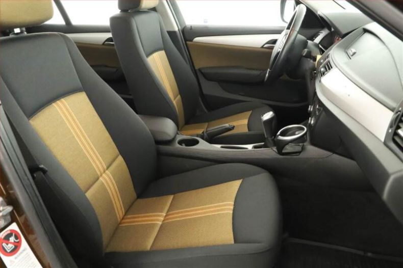 BMW X1 - hlavní fotka