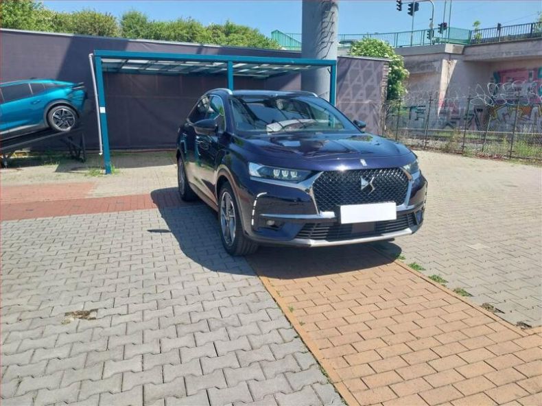 DS Automobiles DS7 Crossback - hlavní foto
