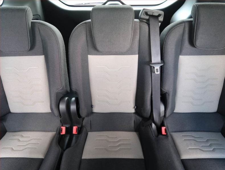 Ford Tourneo - hlavní fotka