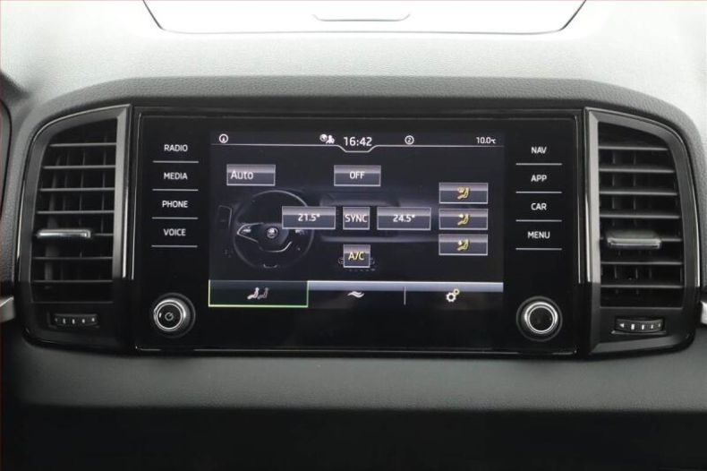 Škoda Karoq - hlavní fotka