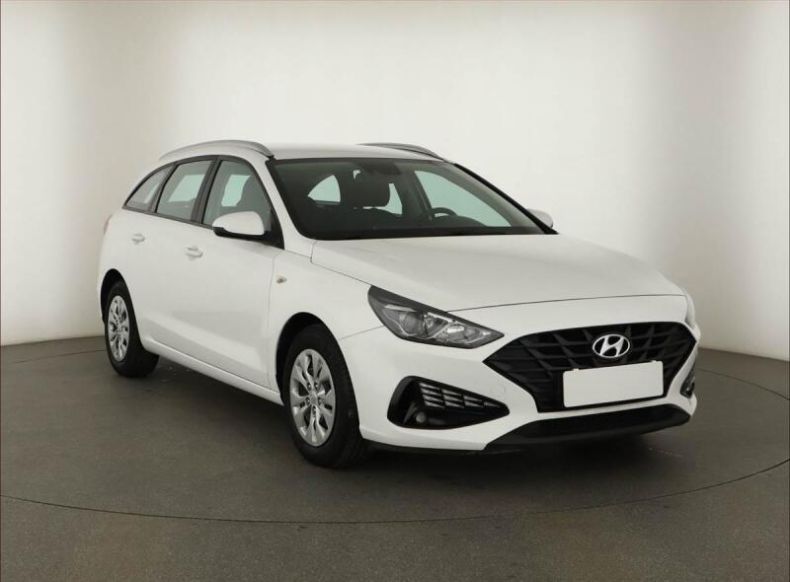Hyundai i30 - hlavní foto