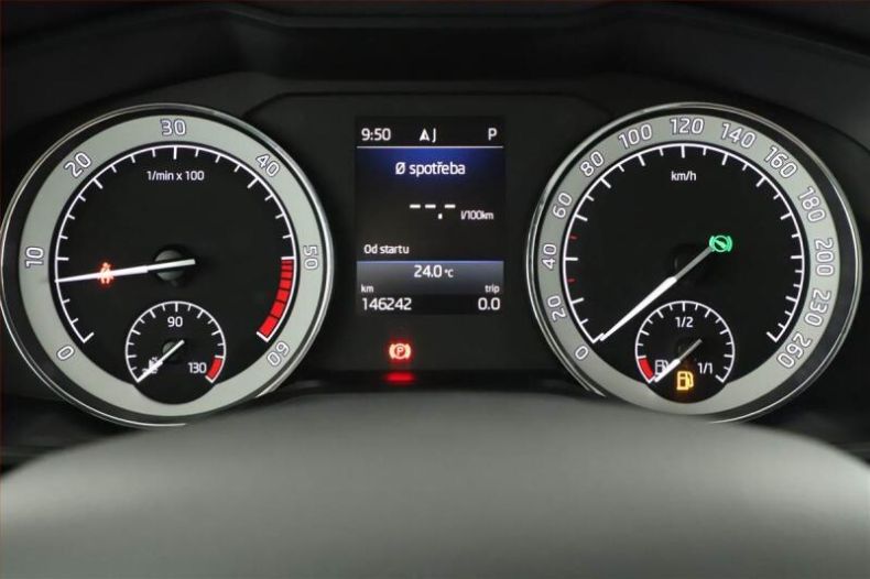 Škoda Superb - hlavní fotka