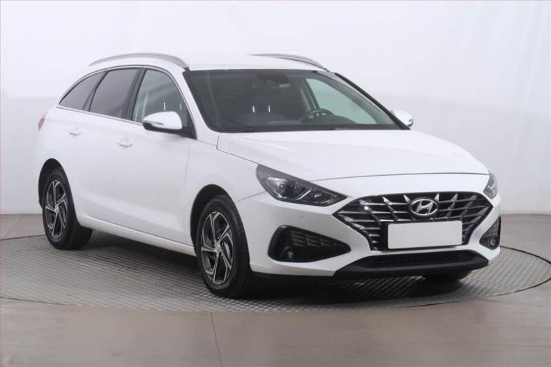 Hyundai i30 - hlavní fotka