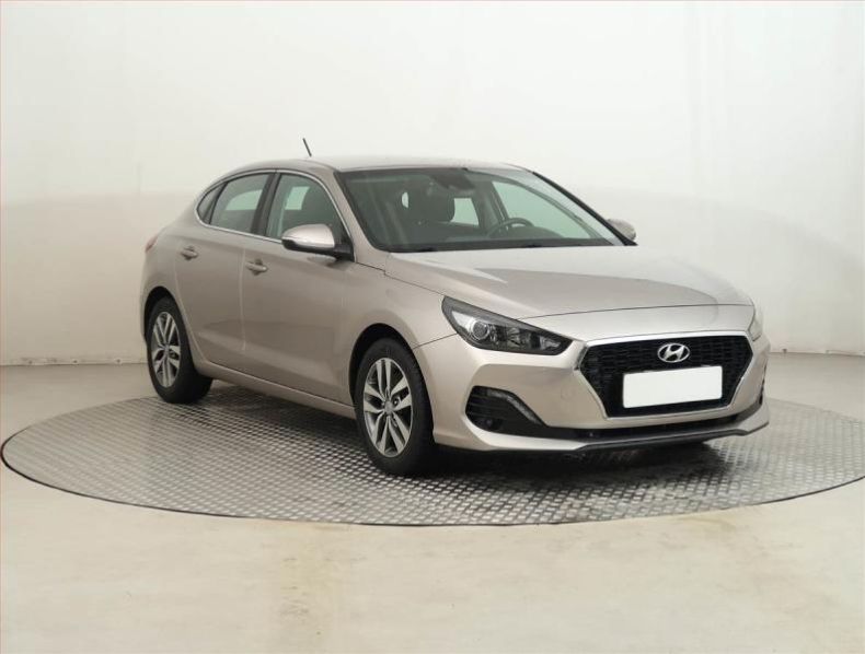 Hyundai i30 - hlavní foto