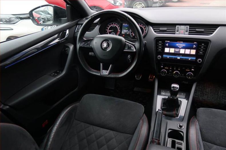Škoda Octavia - hlavní fotka