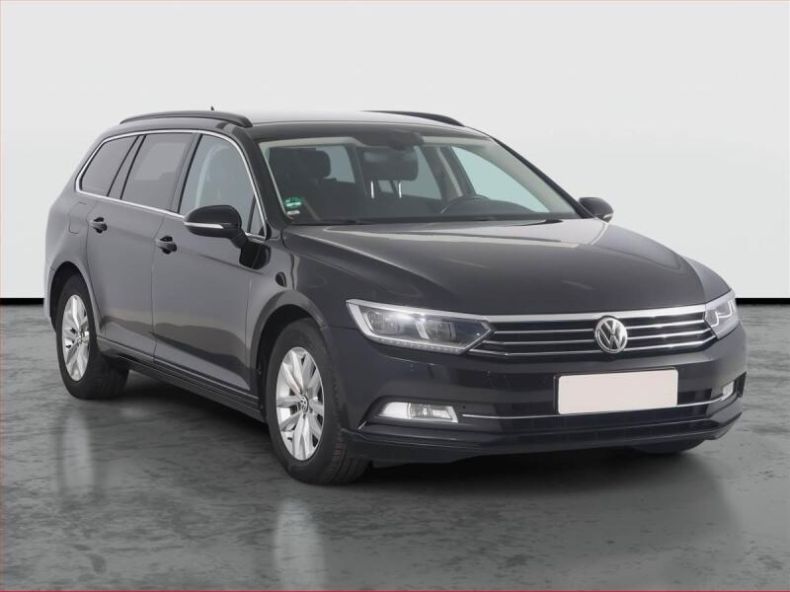 Volkswagen Passat - hlavní foto