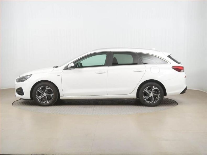 Hyundai i30 - hlavní fotka