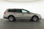 Volkswagen Passat - fotka číslo 5