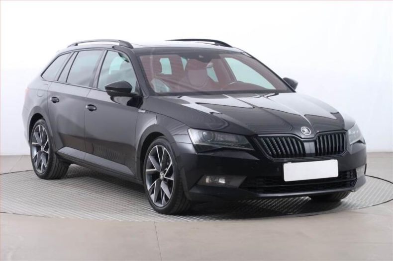 Škoda Superb - hlavní foto