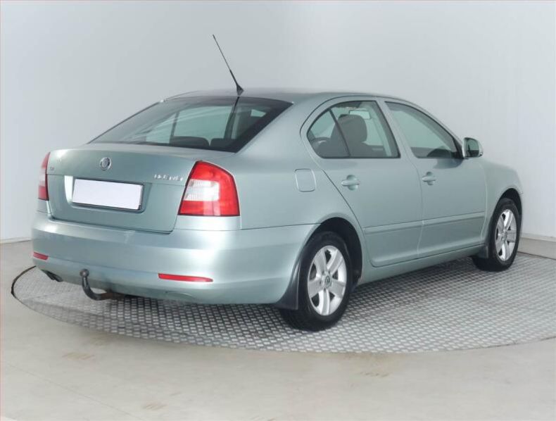 Škoda Octavia - hlavní fotka
