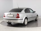 Škoda Superb - fotka číslo 4